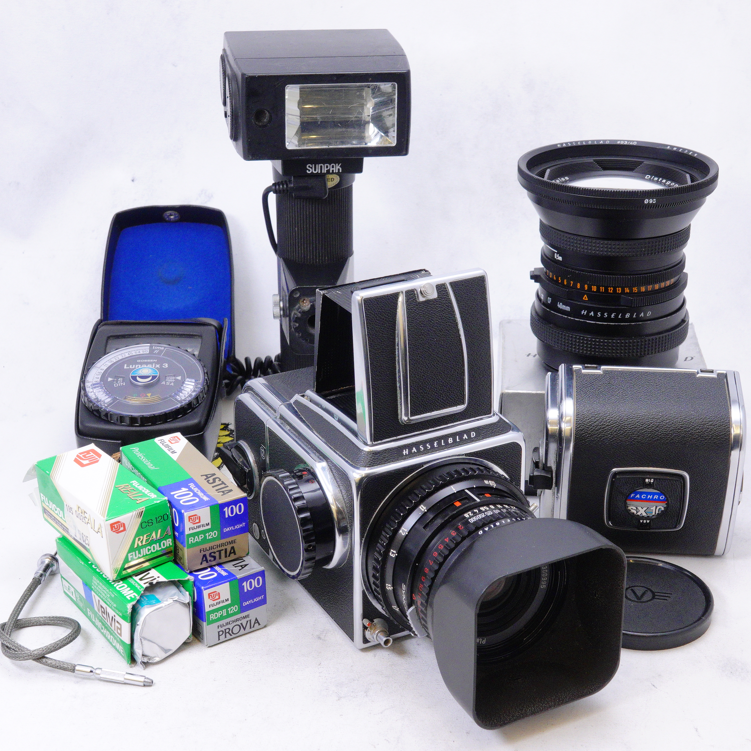 Kit Hasselblad 500 cm con lente 80mm 40mm 2 backs y extras -