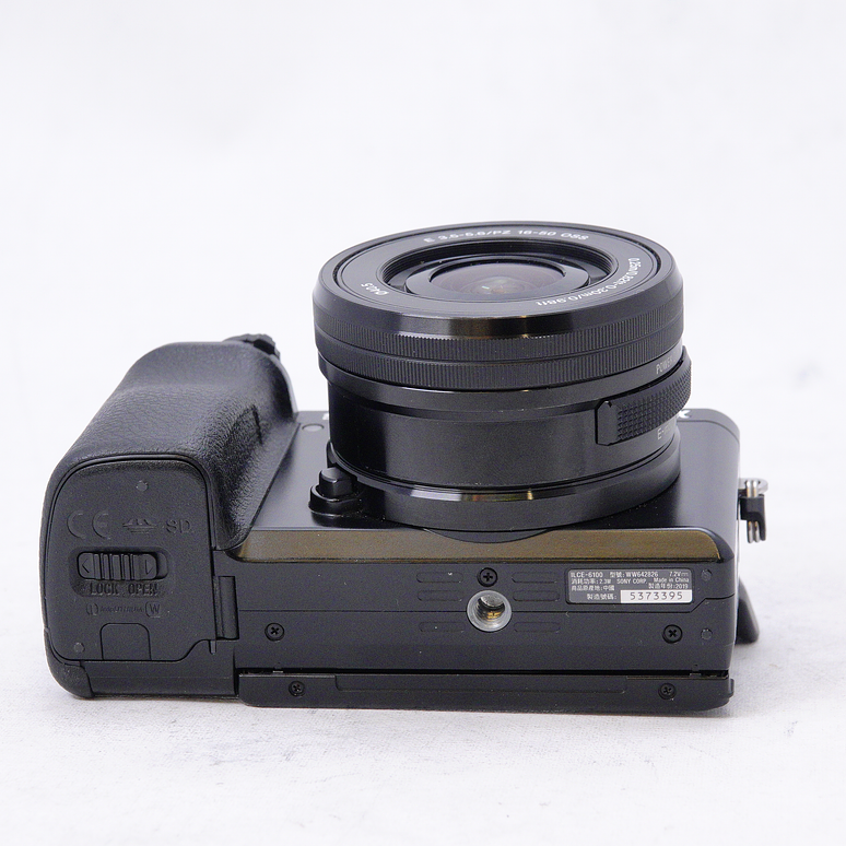 Sony a6100 Mirrorless con lente 16-50mm - Usado 7