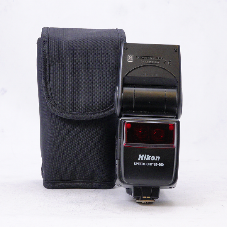Flash Nikon SB-600 AF Speedlight - Usado 6