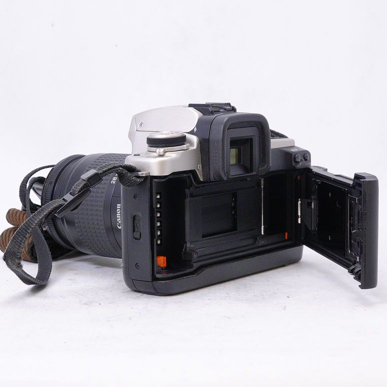 Canon EOS 50E con lente Canon 28-80mm f3.5-5.6 - Usado 10