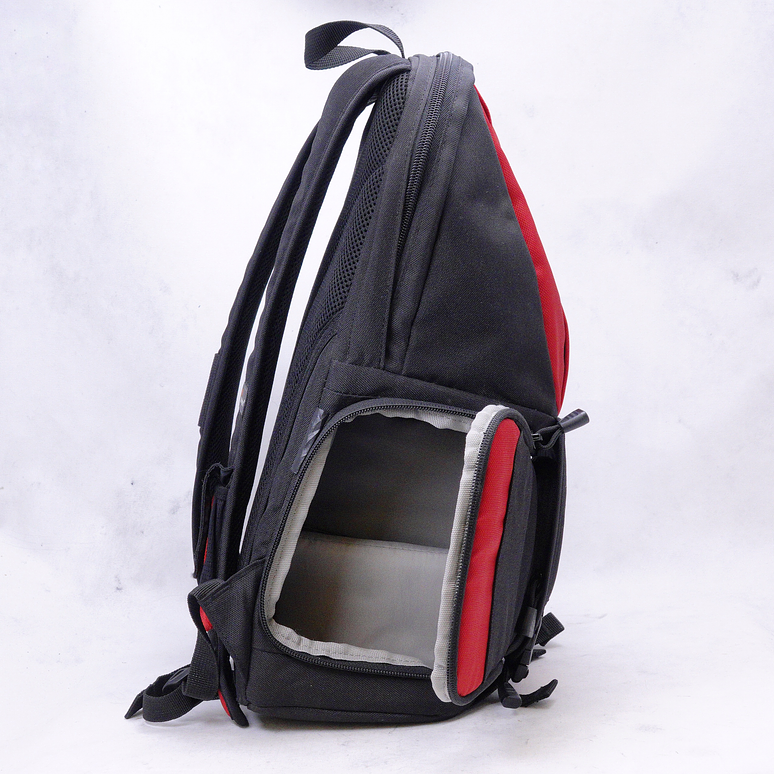 Lowepro Fastpack 100 - Usado  4