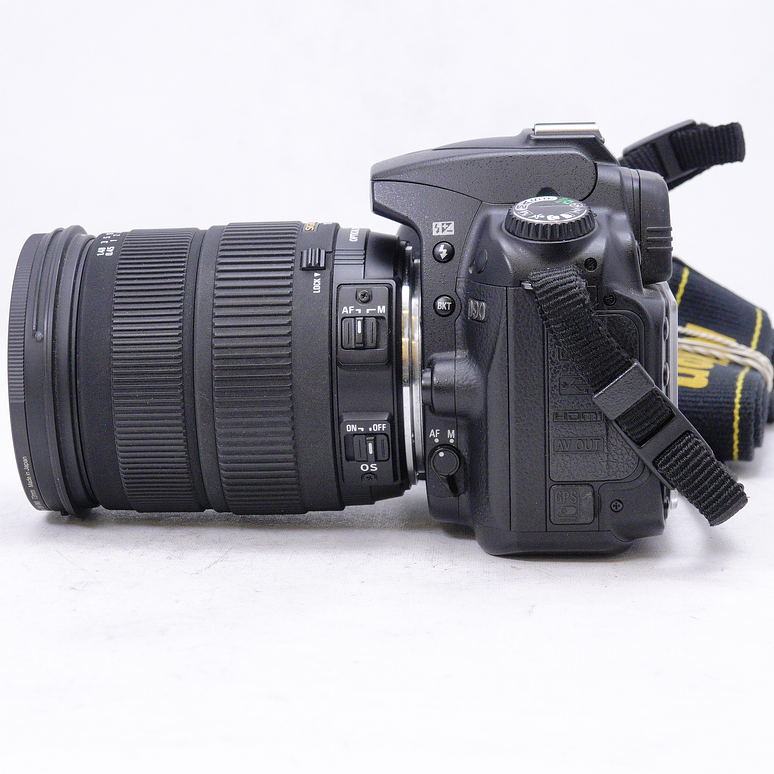 Nikon D90 con lente sigma 18-200mm f3.5-6.3 y extras - Usado 2