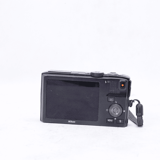 Nikon CoolPix S8100 - Usado 5