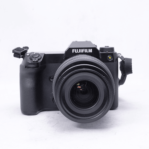 Fujifilm GFX50SII con lente GF 35-70mm f4.5-5.6 WR - Usado 2
