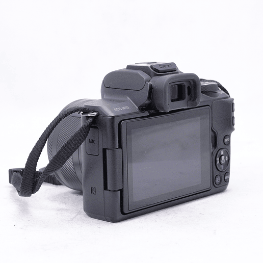 Canon EOS M50 con lente kit 15-45mm IS STM - Usado 7
