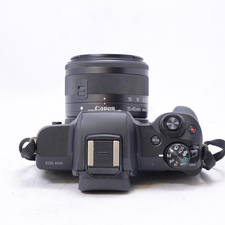 Canon EOS M50 con lente kit 15-45mm IS STM - Usado 10