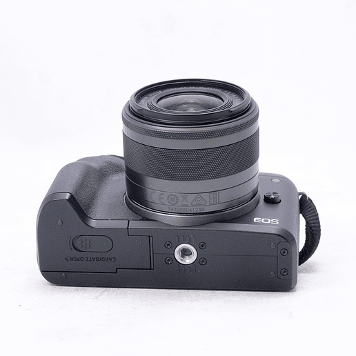 Canon EOS M50 con lente kit 15-45mm IS STM - Usado 11