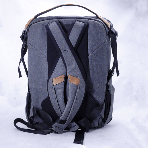 Mochila Peak Design Everyday Backpack v2 (20L Charcoal) - Usado 4