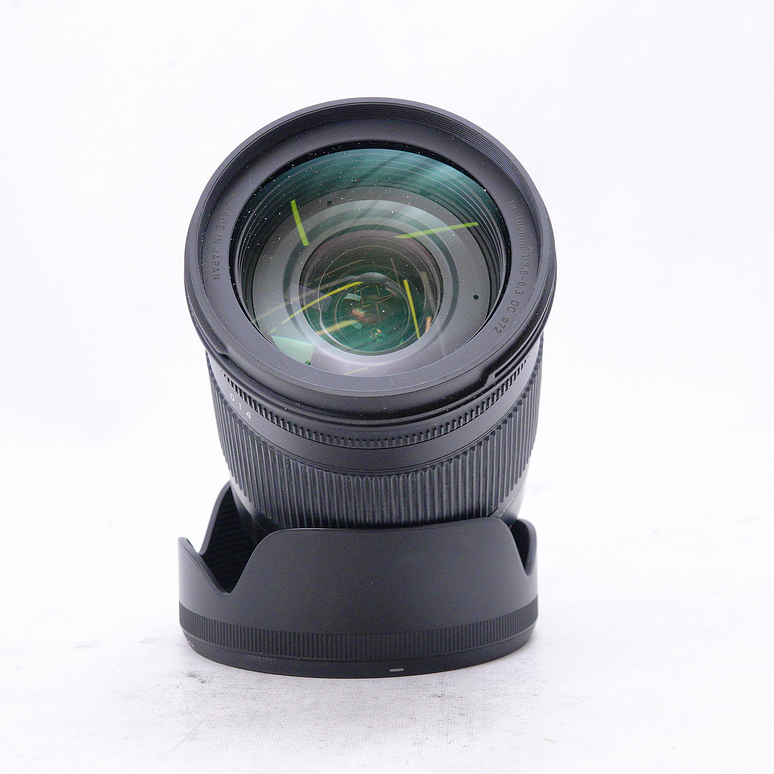 Lente Sigma 18-300mm f/3.5-6.3 DC Macro OS HSM Contemporary para Canon EF - Usado 2