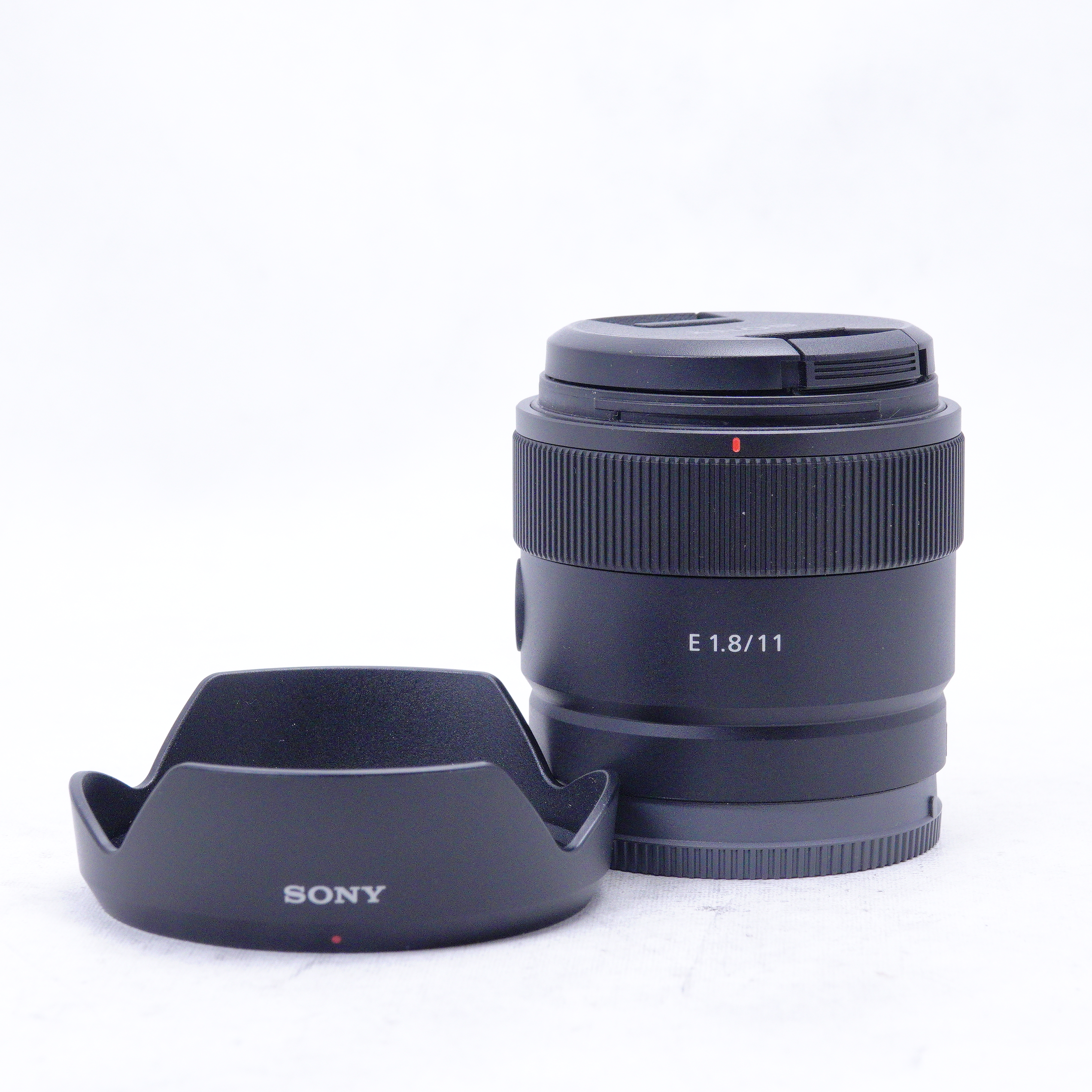 Sony E 11mm f/1.8 - Usado