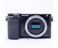 Sony a6000 Mirrorless Camera con lente 16-50mm - Usado