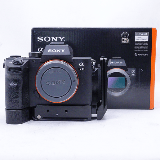 Sony A7III con accesorios - Usado 8