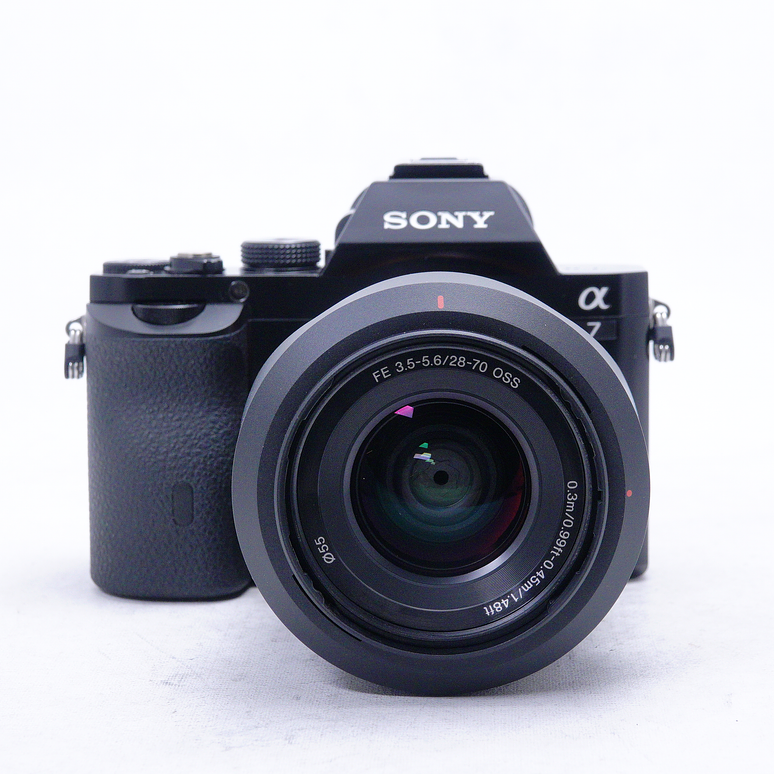 Sony a7 con lente Sony OSS FE 28-70mm f3.5-5.6 - Usado 2