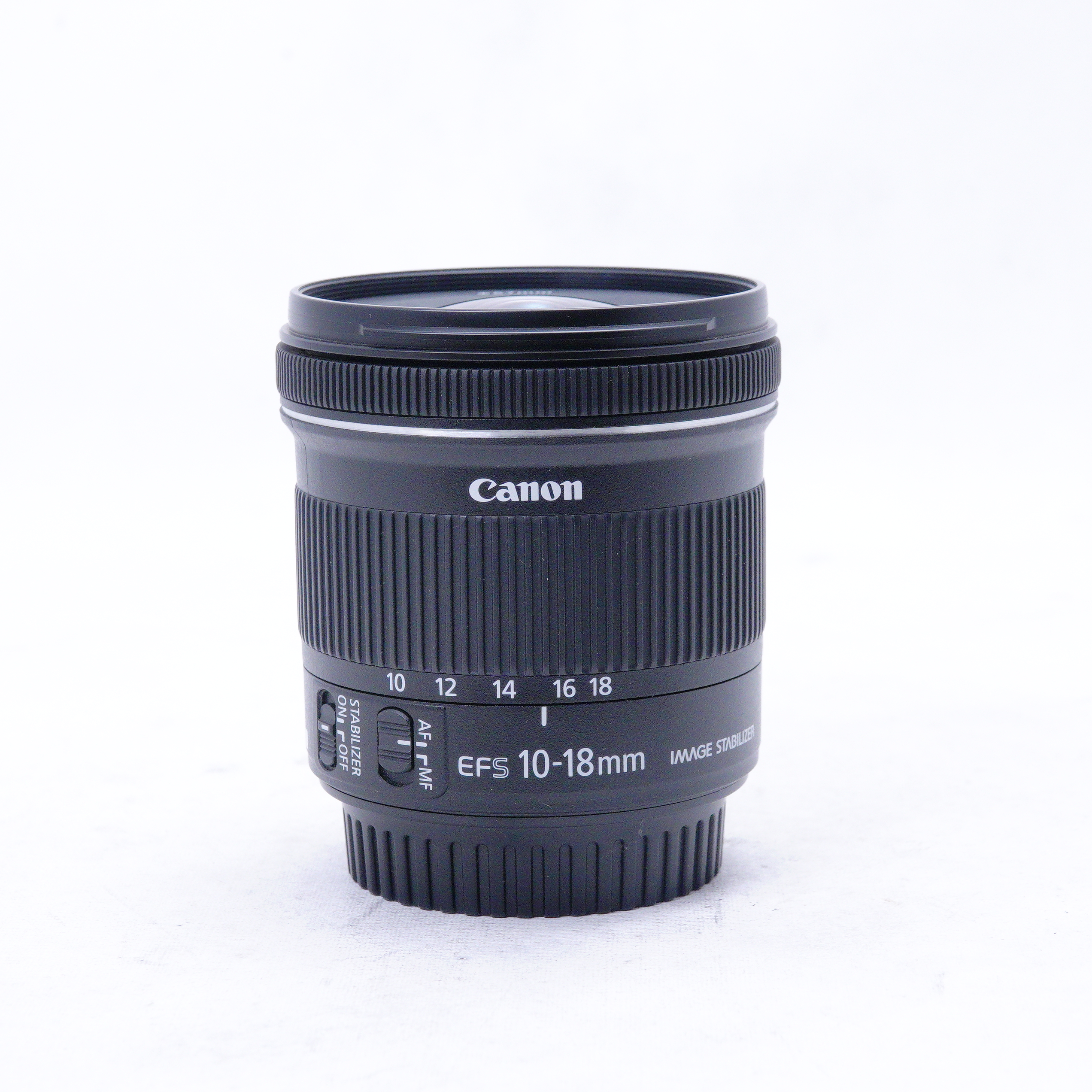 Lente Canon EFS 10 18mm f4.5 5.6 IS STM - Usado