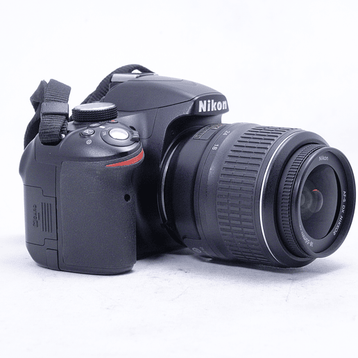 Nikon D3200 DSLR con lente 18-55mm - Usado 3