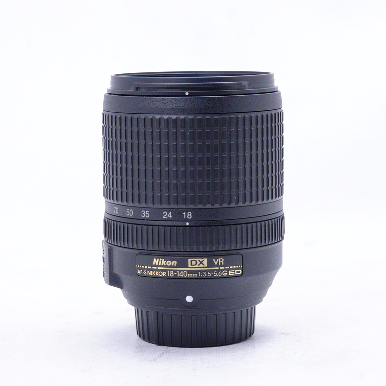 Lente Nikon AF-S DX NIKKOR 18-140mm f3.5 5.6G ED VR - Usado 2
