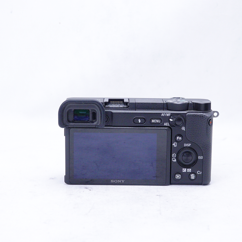 Sony a6400 Mirrorless Camera (Body) - Usado 7