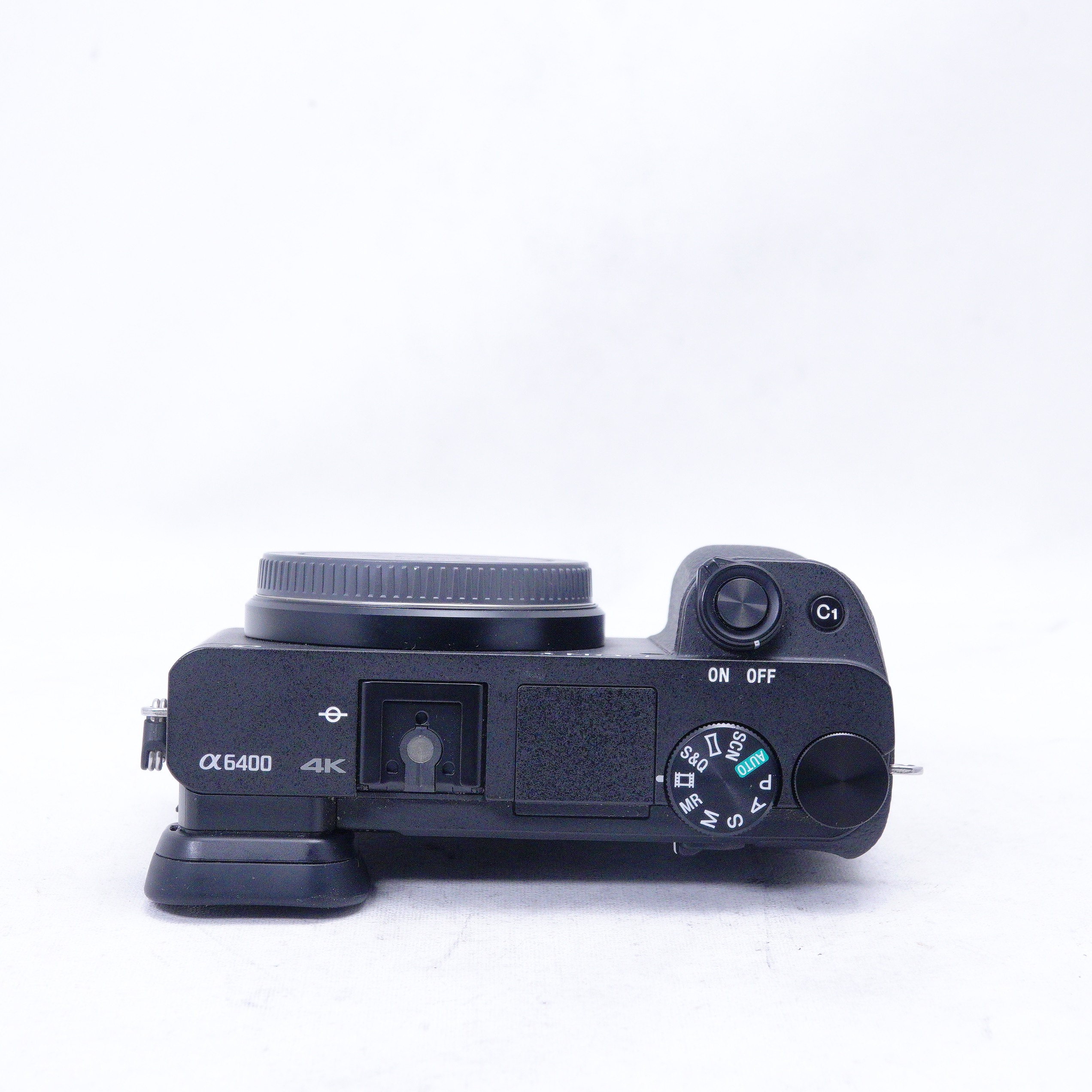 Sony a6400 Mirrorless Camera (Body) - Usado
