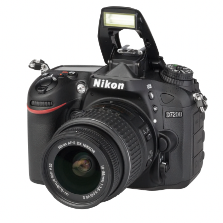 Nikon D7200 con lentes 18-55mm y 55-200mm - Usado 1