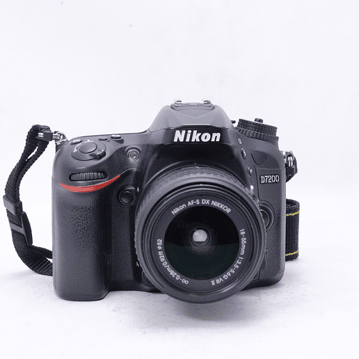 Nikon D7200 con lentes 18-55mm y 55-200mm - Usado 2