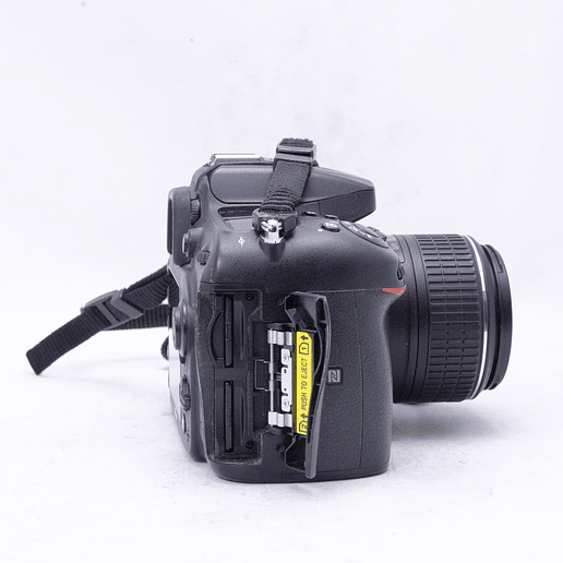 Nikon D7200 con lentes 18-55mm y 55-200mm - Usado 5