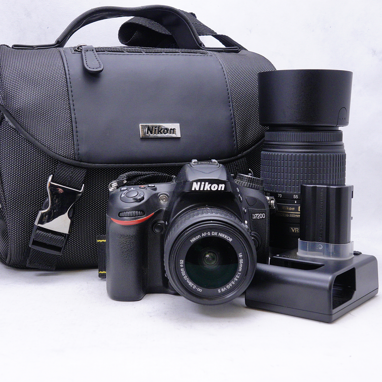 Nikon D7200 con lentes 18-55mm y 55-200mm - Usado 6