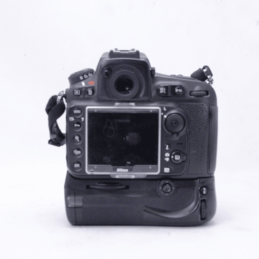 Nikon D810 DSLR (cuerpo) con grip Meike - Usado 4