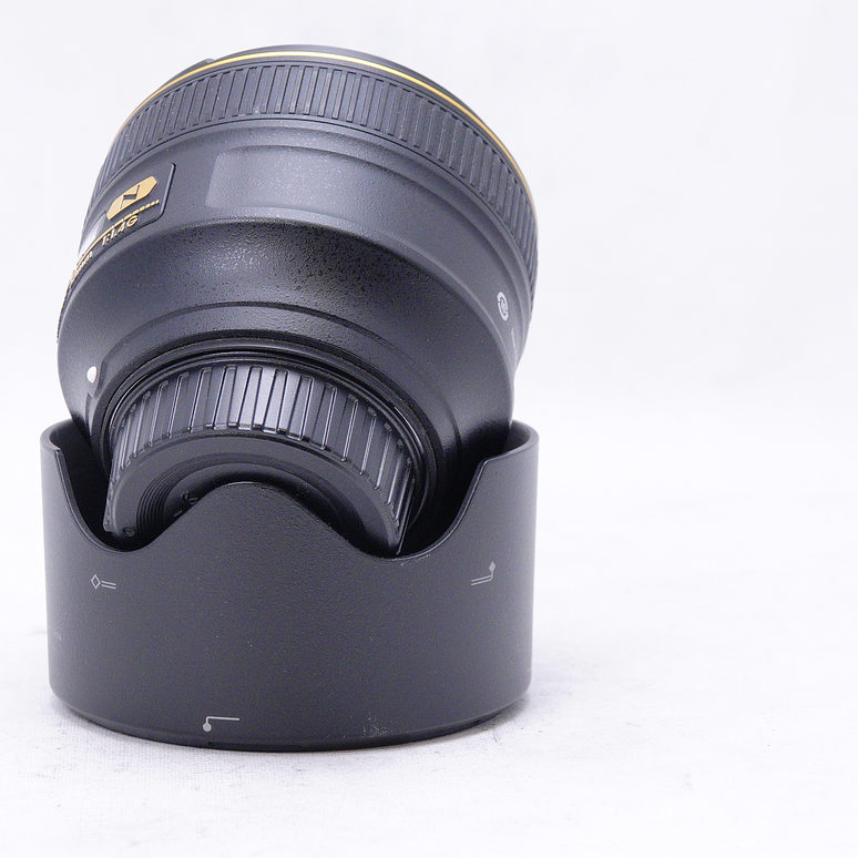 Nikon AF-S NIKKOR 58mm f/1.4G - Usado 5