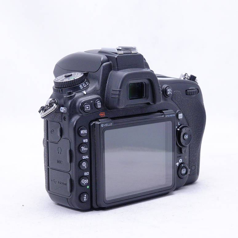 Nikon D750 (Body) - Usado 7