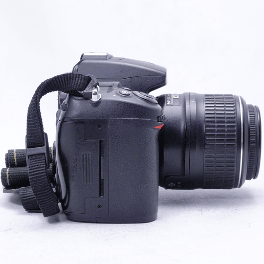 Nikon D7000 con lente 18-55mm kit - Usado 4