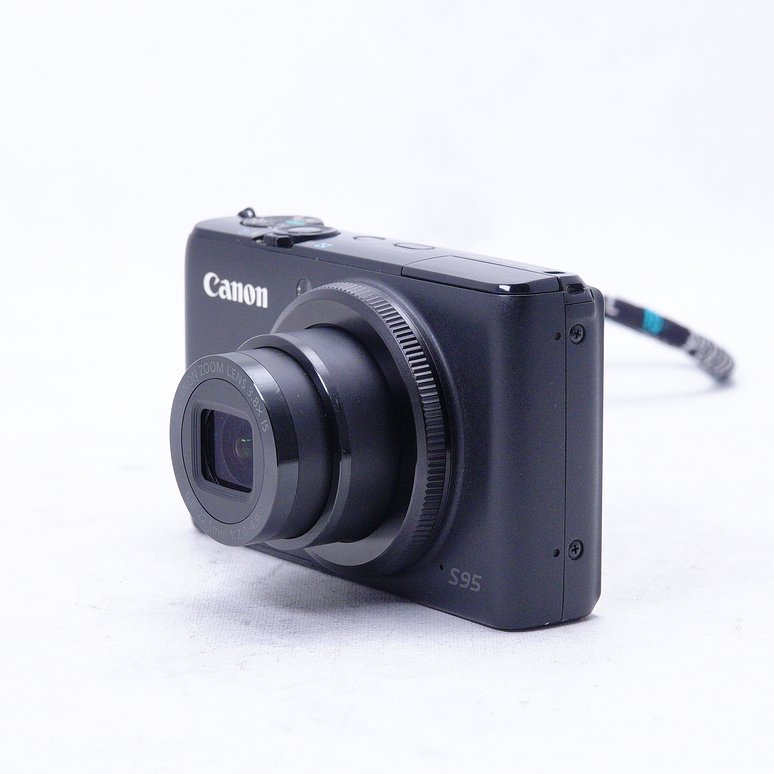 Canon PowerShot S95 - Usado 8