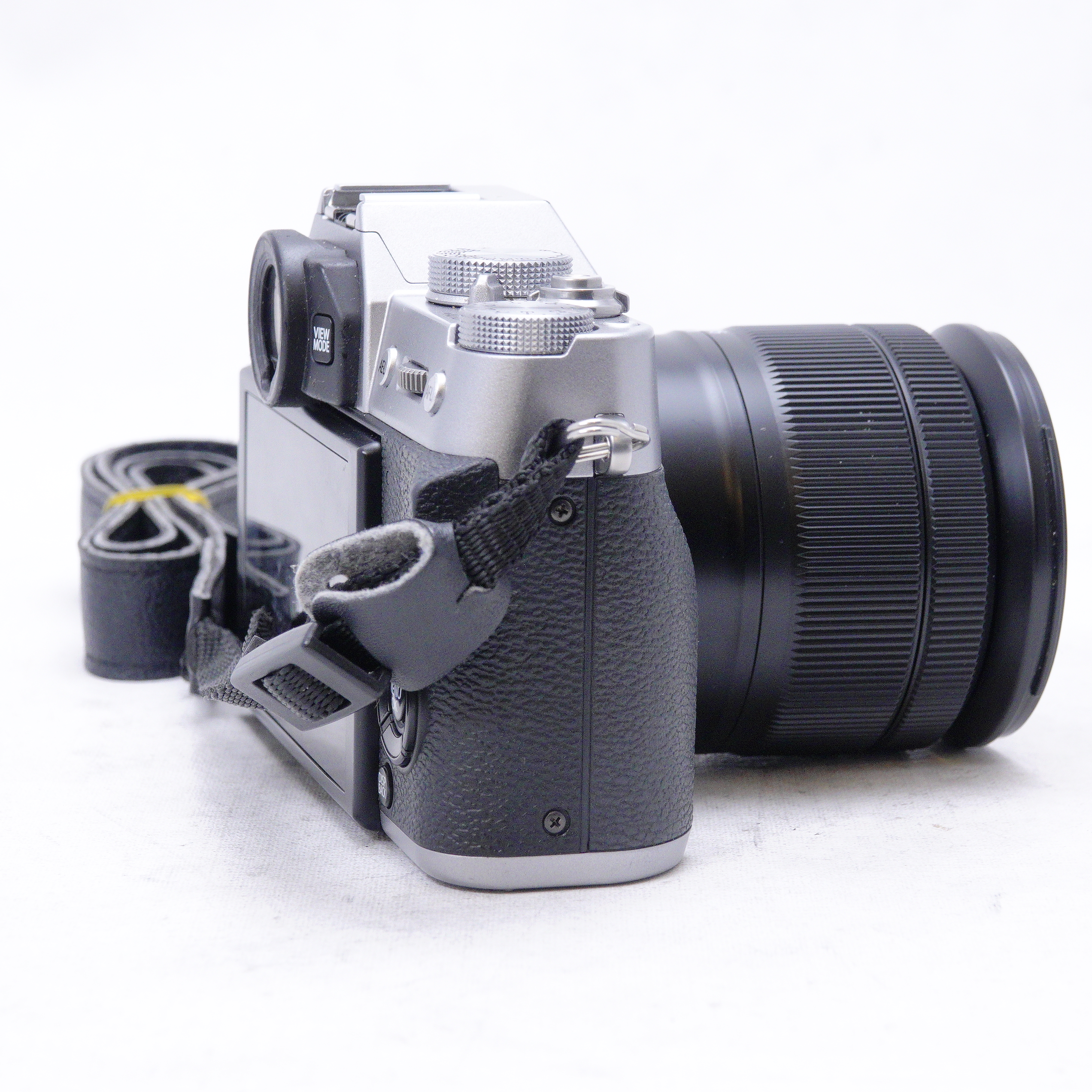 Fujifilm XT20 con Fujinon XC 16-50mm - Usado