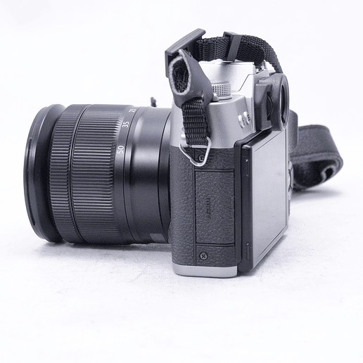 Fujifilm XT20 con Fujinon XC 16-50mm - Usado 5