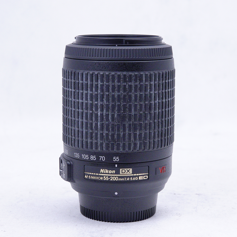 Nikon AF-S DX VR Zoom NIKKOR 55 200mm f4-5.6G IF ED - Usado 2