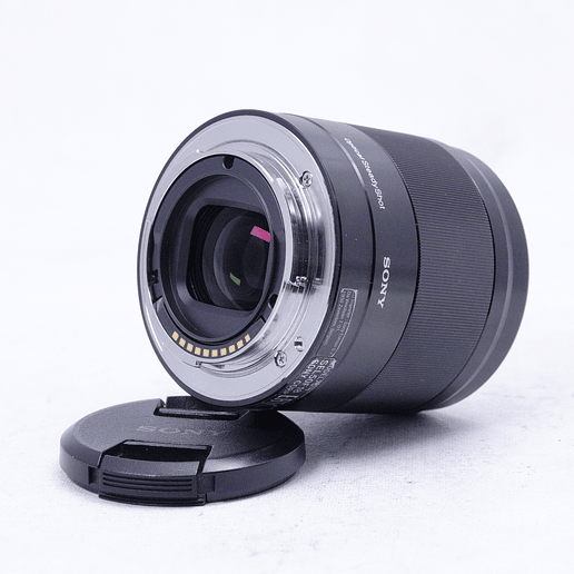 Lente Sony E 50mm f1.8 OSS con filtros Gobe - Usado 4