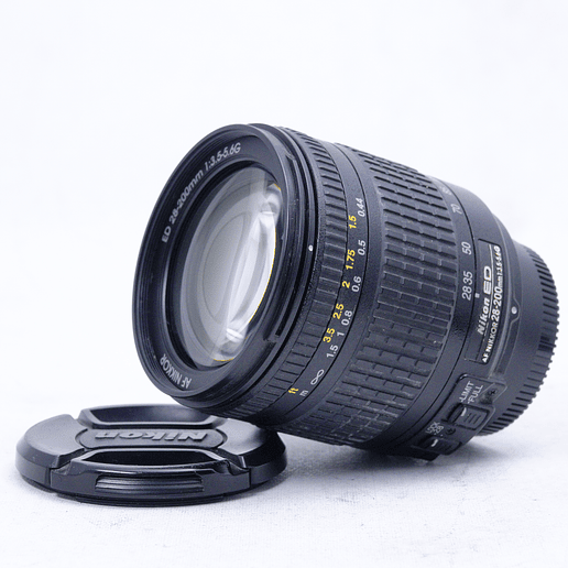 Nikon 28-200mm f/3.5-5.6G ED-IF AF Nikkor - Usado 3
