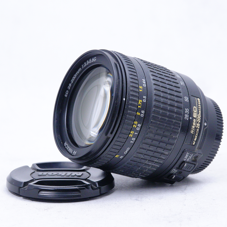 Nikon 28-200mm f/3.5-5.6G ED-IF AF Nikkor - Usado 3