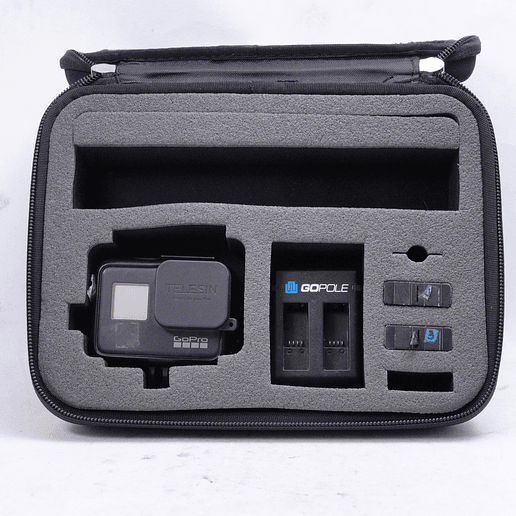 GoPRO 7 Black con 2 baterías y accesorios - Usado 6