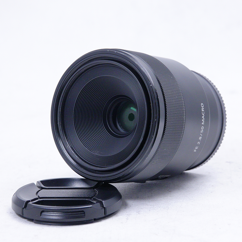 Lente Sony FE 50mm f2.8 Macro - Usado 3