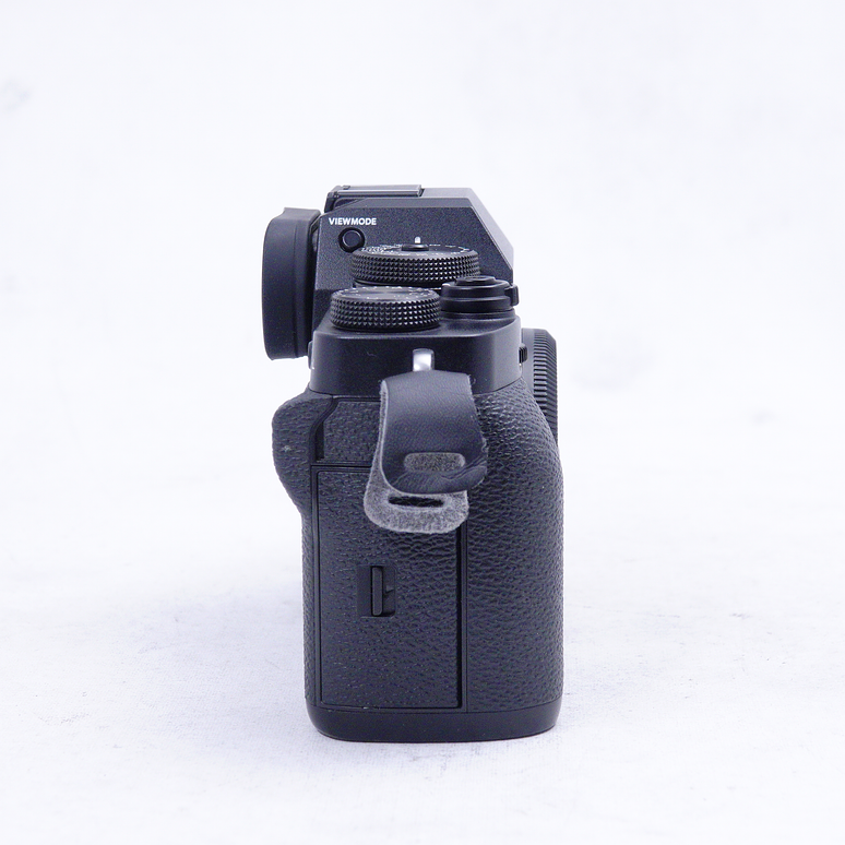 FUJIFILM X-T3 en caja original con accesorios - Usado 4