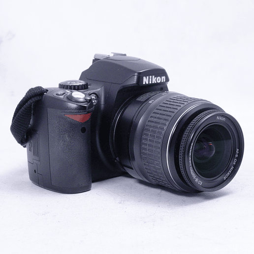 Nikon D40 con Lente AF-S DX 18-55 mm - Usado 3