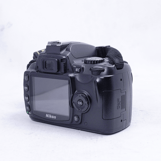 Nikon D40 con Lente AF-S DX 18-55 mm - Usado 5