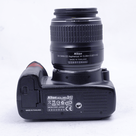 Nikon D40 con Lente AF-S DX 18-55 mm - Usado 11
