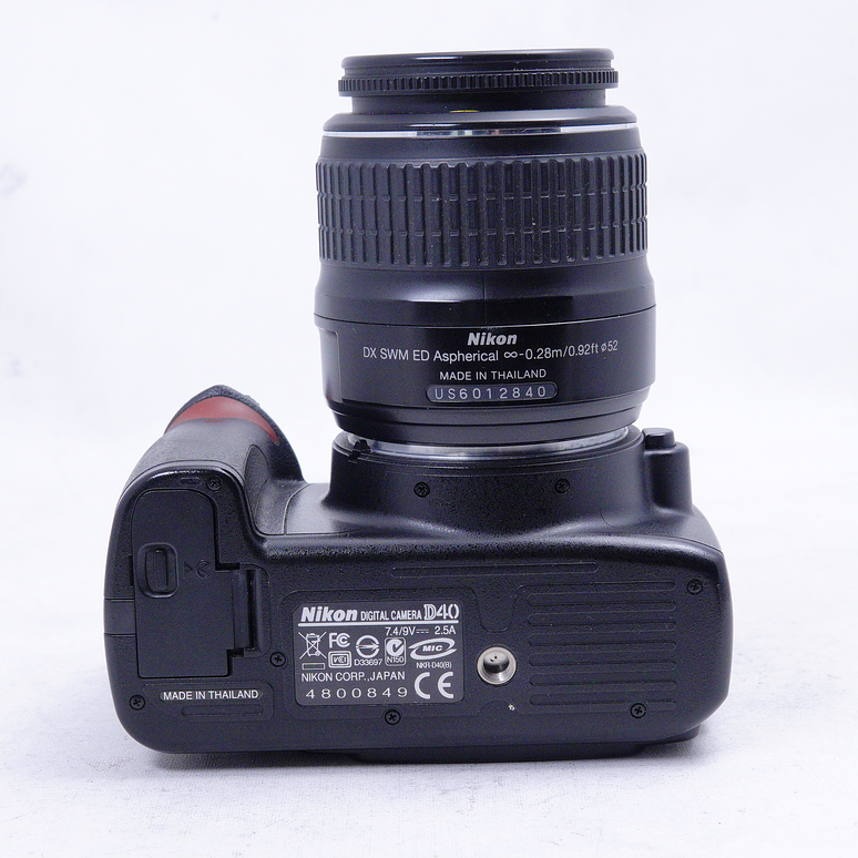 Nikon D40 con Lente AF-S DX 18-55 mm - Usado 11