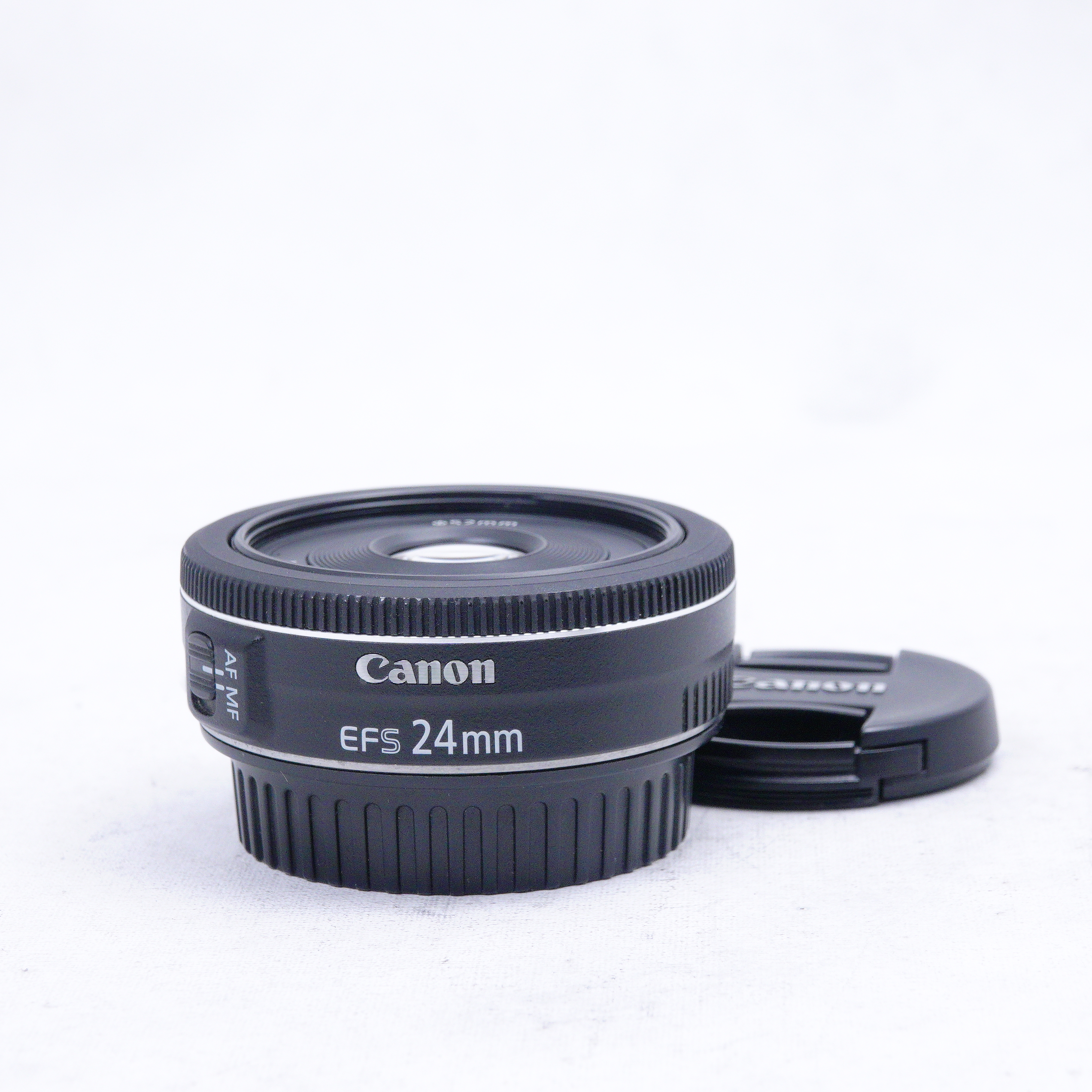 Lente Canon EF-S 24mm f2.8 STM - Usado