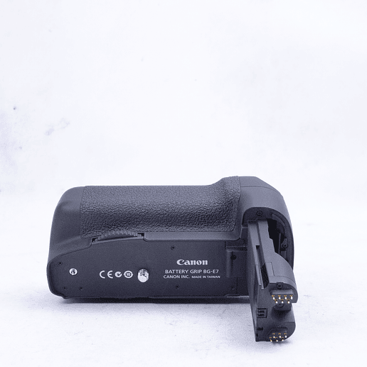 Canon BG-E7 Battery Grip para EOS 7D - Usado 2