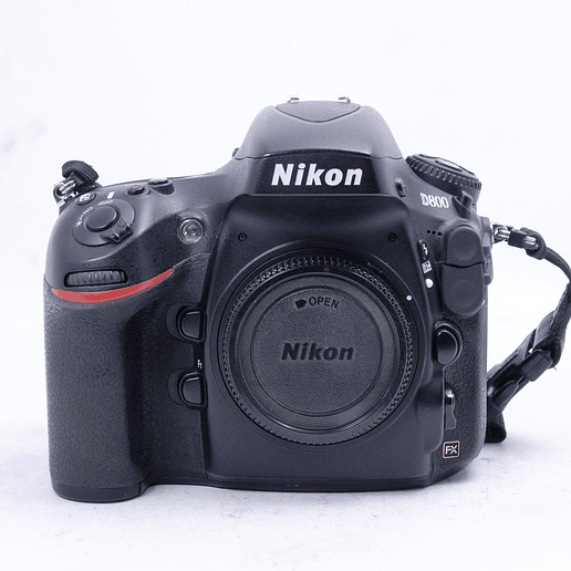 Nikon D800 Digital SLR - Usado 2