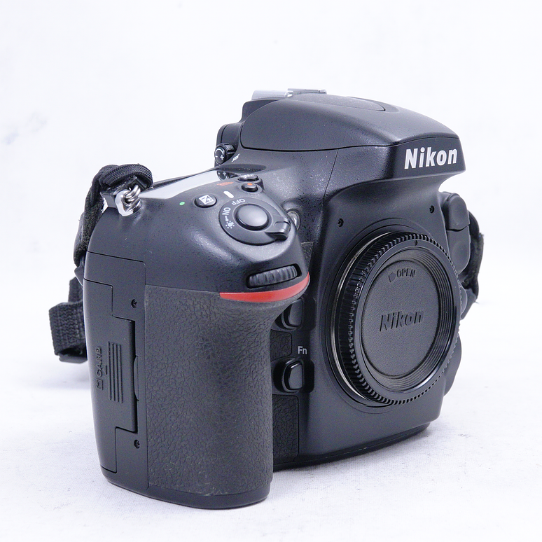 Nikon D800 Digital SLR - Usado 3
