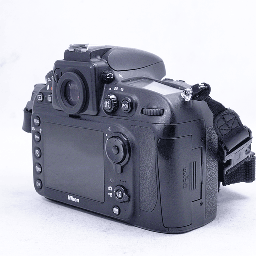Nikon D800 Digital SLR - Usado 5
