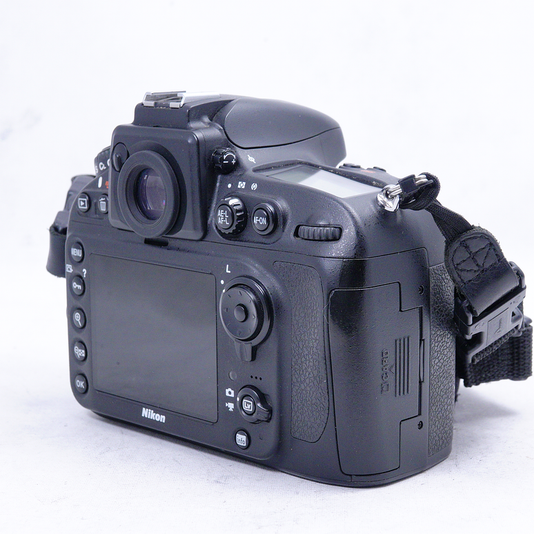 Nikon D800 Digital SLR - Usado 5